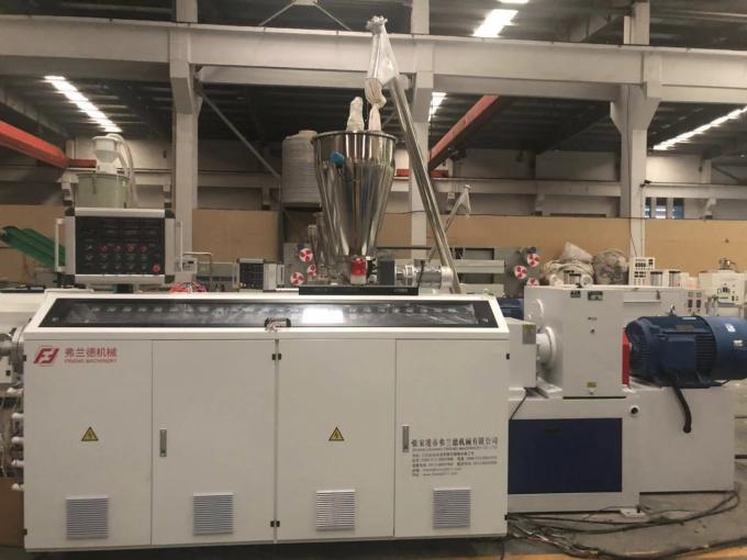 alimentação quantitativa de 1100mm ASA Plastic Profile Production Line 0