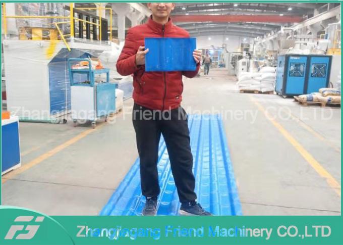 Resistência de carga do PVC ASA Tile Production Line High da extrusão 930mm do Co 0