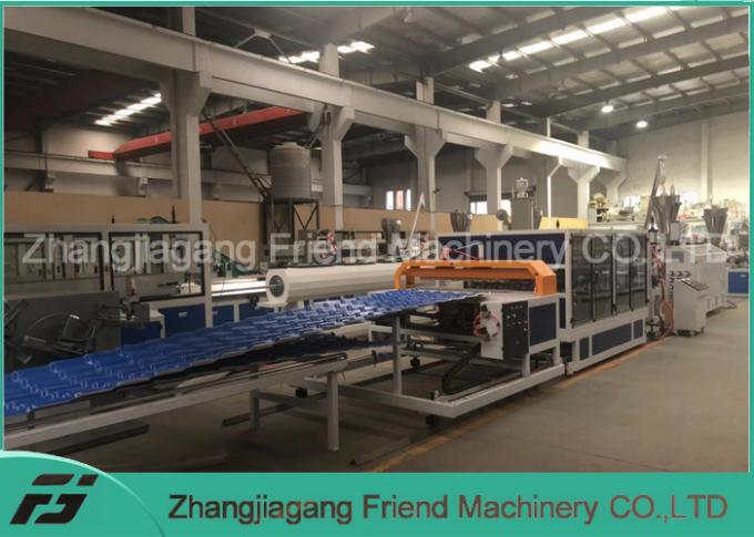 Resistência de carga do PVC ASA Tile Production Line High da extrusão 930mm do Co 2