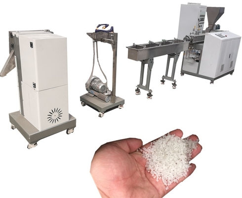 Bom preço. Linha plástica da granulação da tira das trações refrigerar de água da máquina do granulador do parafuso gêmeo paralelo on-line