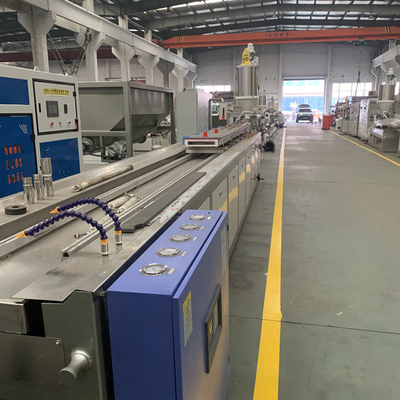 Bom preço. motor de fabricação da máquina 37kw de 4m/Min Pvc Ceiling Wall Panel on-line
