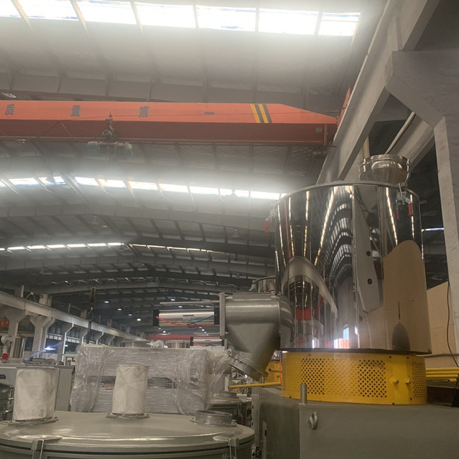 Aquecimento que refrigera a capacidade vertical da máquina 200kg/h do misturador do PVC 2