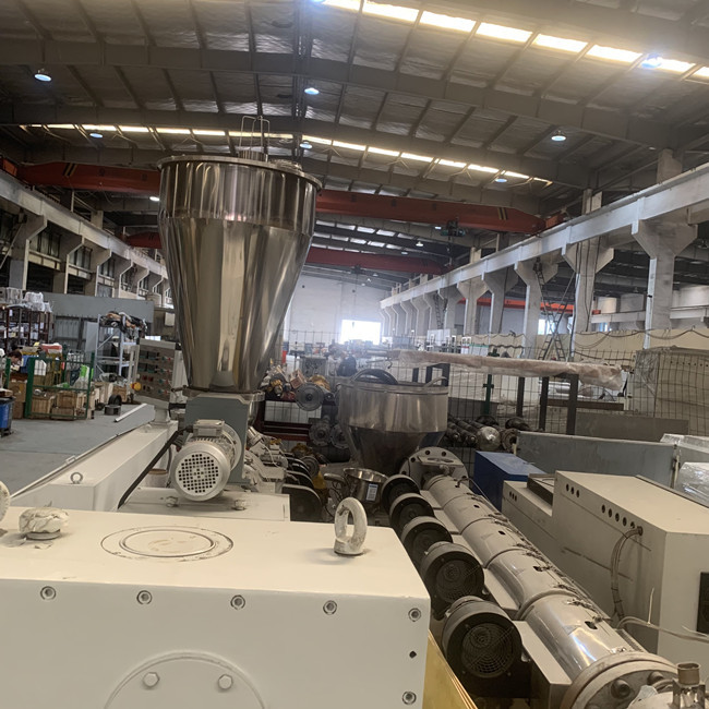 granulador plástico de corte quente do Pvc 110kg/H enchido com o CaCO3 3