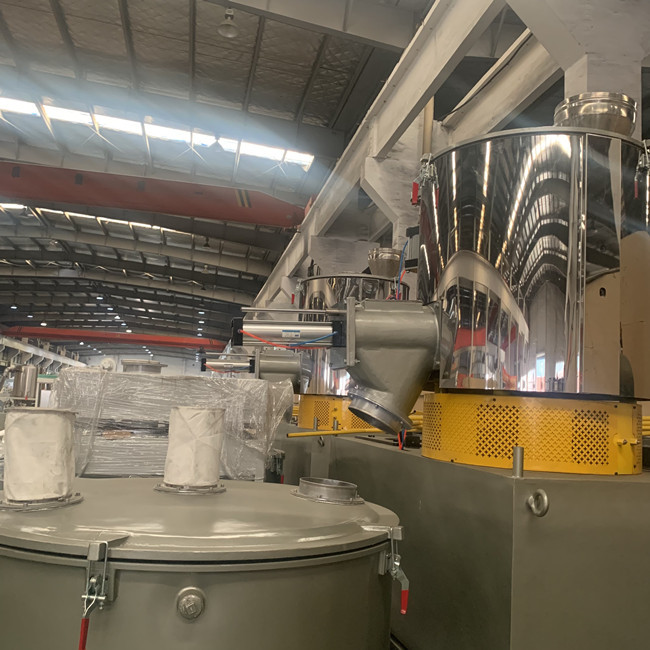 a composição do PVC de 6mm pulveriza a máquina plástica do misturador totalmente automático 1
