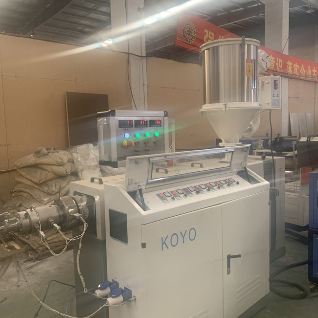 Única máquina plástica médica da tubulação do plutônio do parafuso 40kg/H 1