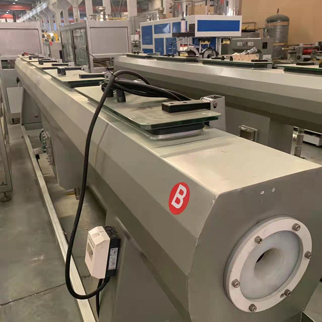 máquina plástica Eco sustentável da tubulação do LDPE de 110mm amigável 2
